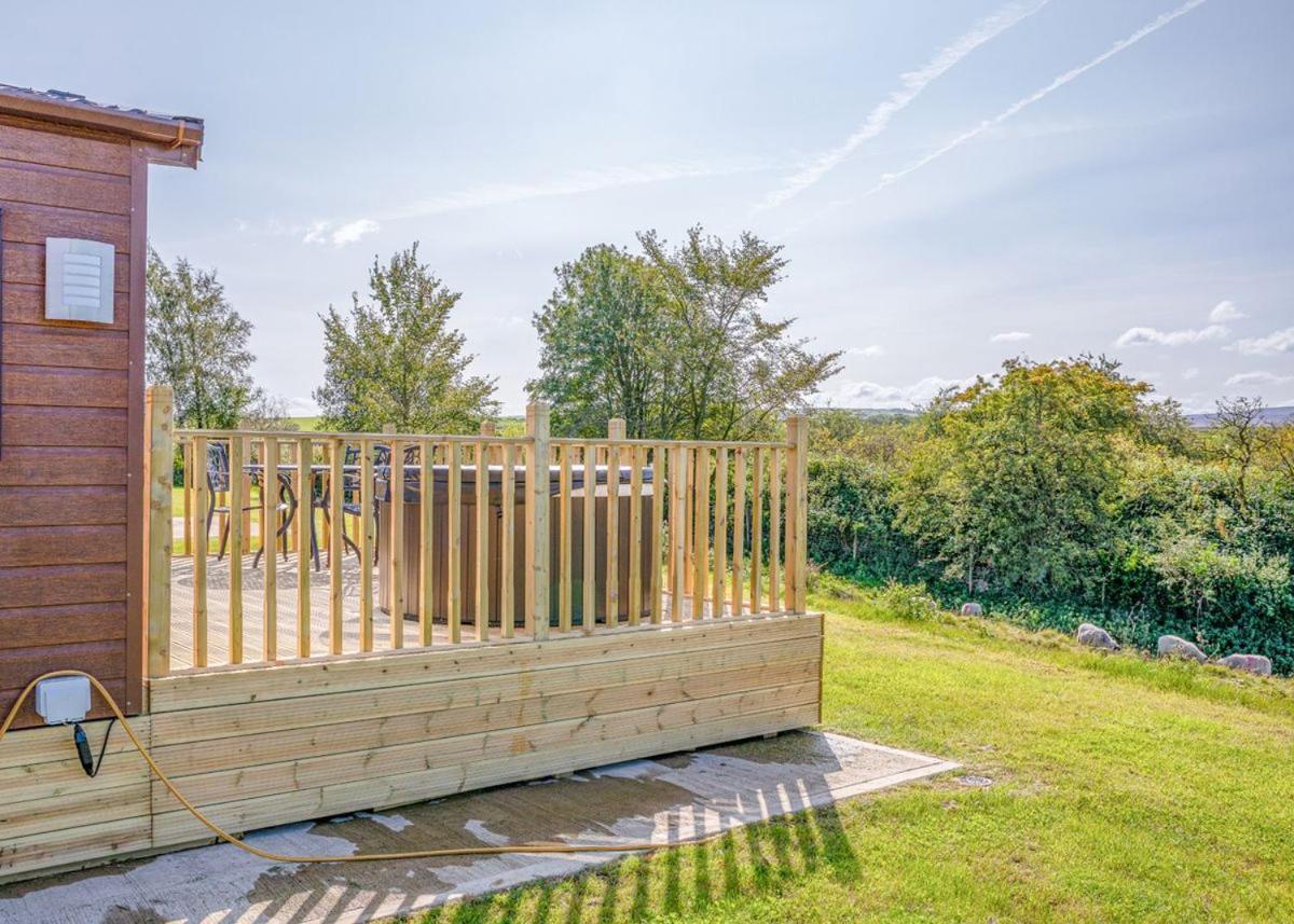 Great Harlow Views Newby  외부 사진